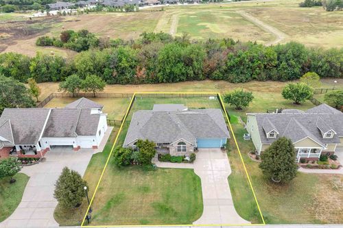 6703 E Summerside Pl, Bel Aire, KS, 67226-7623 | Card Image