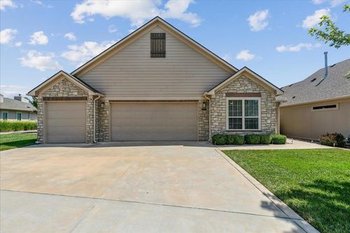 4872 N Prestwick Ave, Bel Aire, KS, 67226-7655 | Card Image