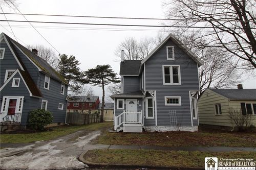 19 Lovall Ave, Jamestown, NY, 14701-2706 | Card Image