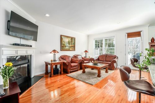 80-80 Tucker St, Danbury, CT, 06810-5133 | Card Image