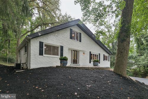 107 Bryn Mawr Ave, NEWTOWN SQUARE, PA, 19073-4224 | Card Image