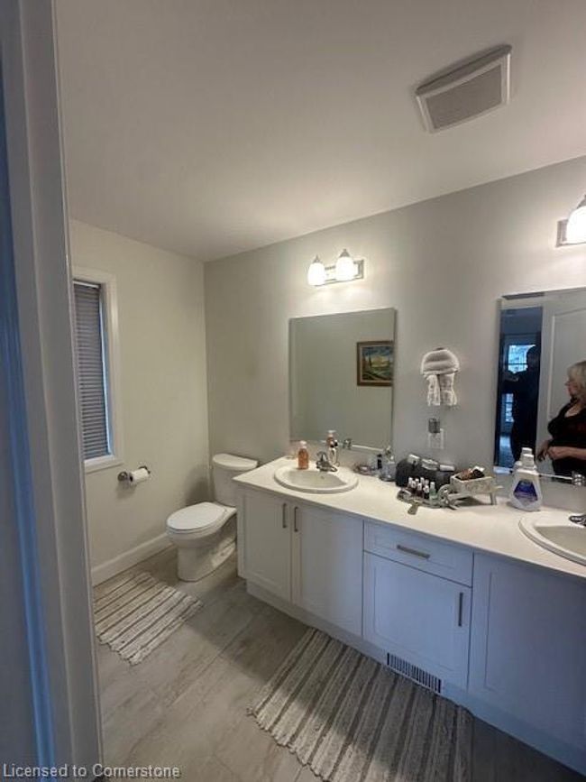 13 Erie Crt, House other with 4 bedrooms, 3 bathrooms and 6 parking in Amherstview ON | Image 14