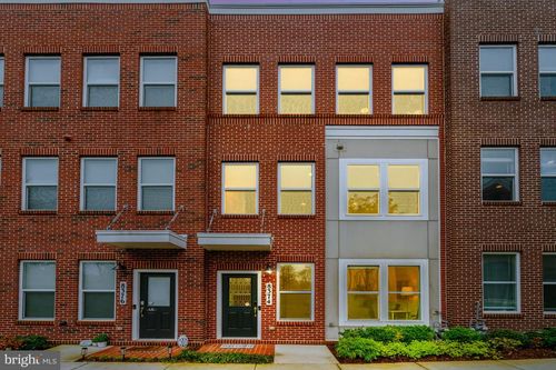 8374 Sallyport St, LORTON, VA, 22079-4371 | Card Image