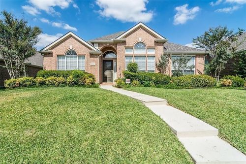 2453 Cimmaron Dr, Plano, TX, 75025-4715 | Card Image