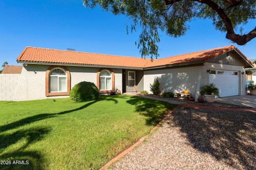 532 E Renee Dr, Phoenix, AZ, 85024-2853 | Card Image