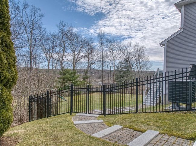 8 Valley View Dr, House other with 4 bedrooms, 5 bathrooms and 6 parking in North Grafton MA | Image 38
