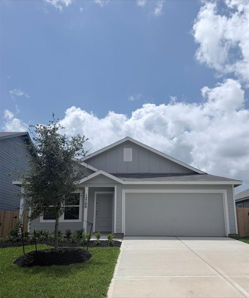 15700 Plum Brook Dr, Conroe, TX, 77303-2986 | Card Image