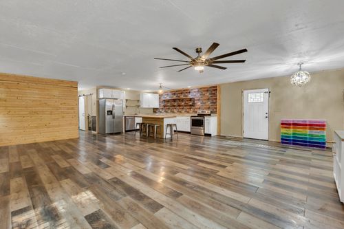 9780 S Lick Creek Rd, Lyles, TN, 37098-3092 | Card Image