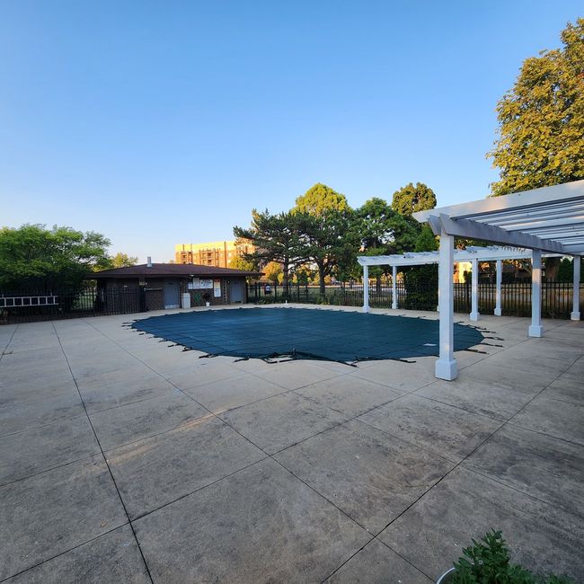 APT-113 - 675 Grove Dr, Condo with 2 bedrooms, 2 bathrooms and 2 parking in Elk Grove Village IL | Image 21