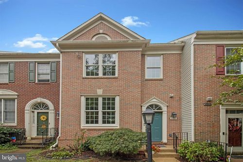 3709 Huntley Meadows Ln, ALEXANDRIA, VA, 22306-1467 | Card Image