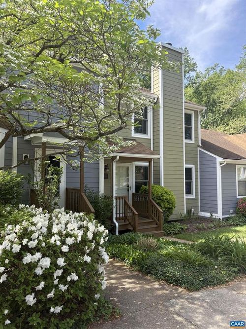 919 Stonehenge Rd, CHARLOTTESVILLE, VA, 22901-3765 | Card Image