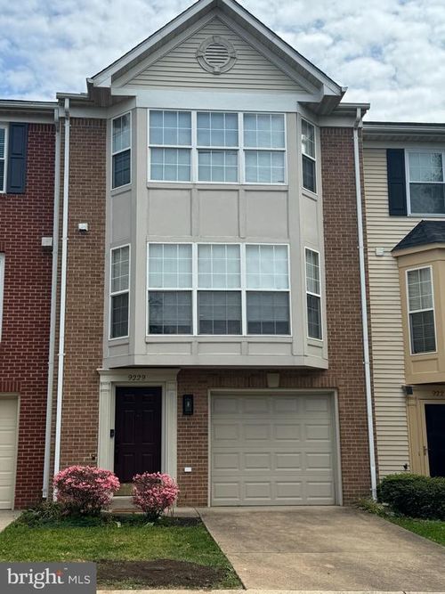 9229 Jessica Dr, MANASSAS PARK, VA, 20111-2443 | Card Image
