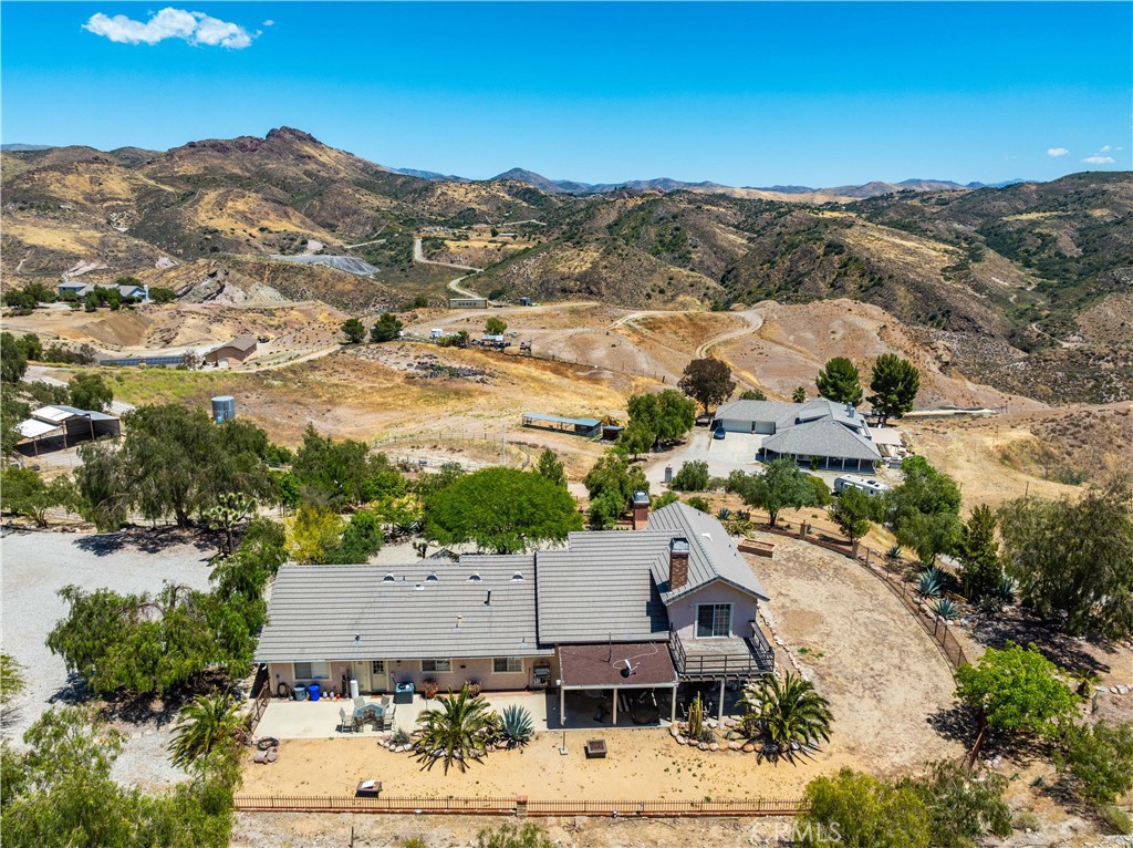 Residential in Agua Dulce 4