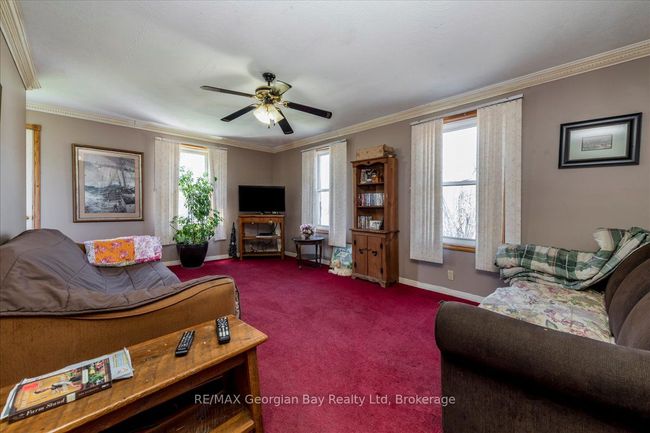 579 Marshall Rd, House other with 4 bedrooms, 3 bathrooms and 6 parking in Tiny ON | Image 8