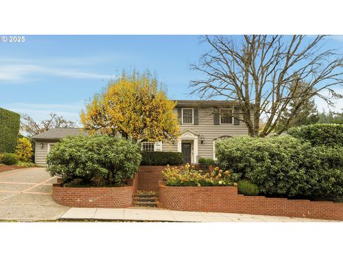 3484 Sw Brentwood Dr, Portland, OR, 97201-1620 | Card Image