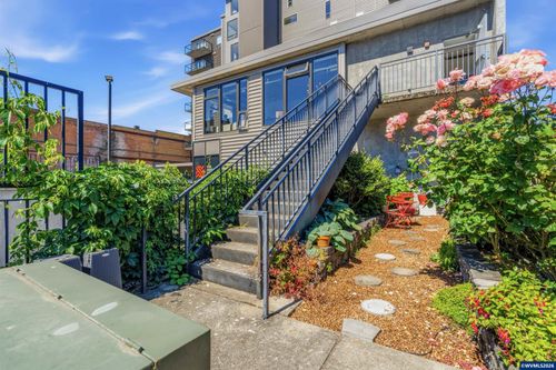 156 Front St Ne, Salem, OR, 97301-3479 | Card Image