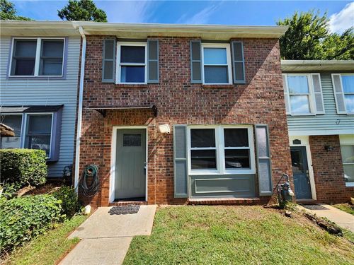 295 Roswell Commons Cir, Roswell, GA, 30076-1594 | Card Image