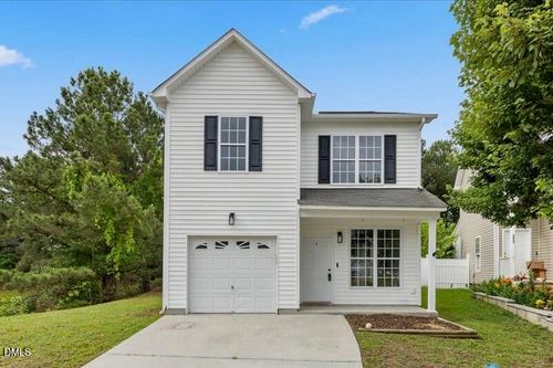 3831 Pin Oak Rd, Raleigh, NC, 27604-4977 | Card Image