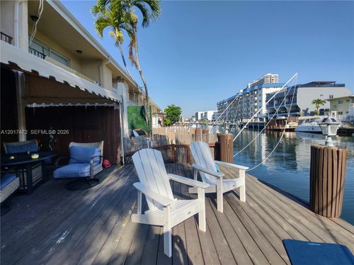 b10-3853 Ne 170th St, North Miami Beach, FL, 33160-3113 | Card Image