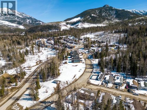 107 Whitetail Dr, Fernie, BC, V0B1M4 | Card Image