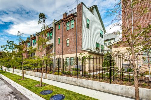 27-4316 Hartford St, Dallas, TX, 75219-2626 | Card Image