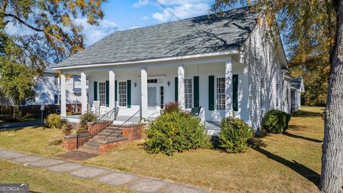 211 Main St, Franklin, GA, 30217-5661 | Card Image