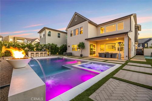 27762 Lens Way, Valencia, CA, 91381-2105 | Card Image