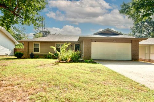 2514 S Weller Ave, Springfield, MO, 65804-3230 | Card Image