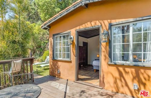 8170 Gould Ave, Los Angeles, CA, 90046-1960 | Card Image