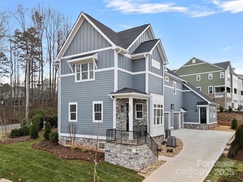 805 Naples Dr, Davidson, NC, 28036-6954 | Card Image