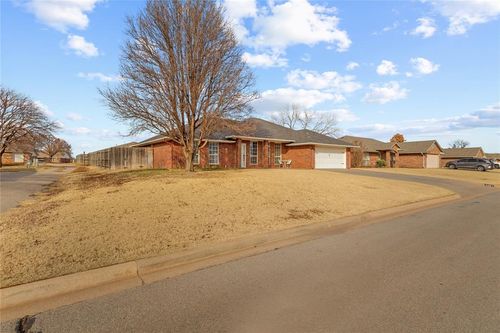 1401 Steiner Road, Weatherford, OK, 73096 | Card Image