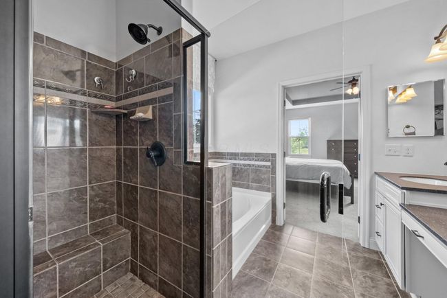 Primary Bath | Image 29