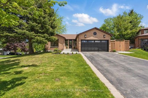 200 Jull Crt, Orangeville, ON, L9W4M8 | Card Image
