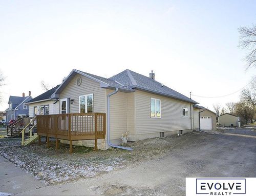 813 19th Ave, Council Bluffs, IA, 51501-7255 | Card Image