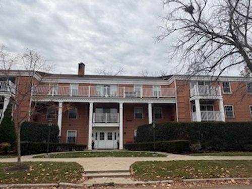 apt-209-90 6th Ave, La Grange, IL, 60525-2427 | Card Image