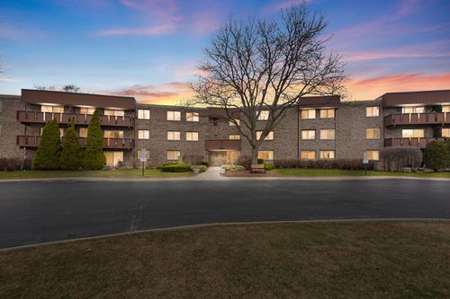 apt-203-2650 Brookwood Way Dr, Rolling Meadows, IL, 60008-2368 | Card Image