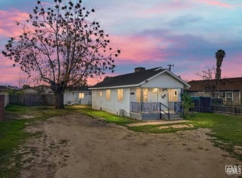 741 S Shafter Ave, Shafter, CA, 93263-2621 | Card Image