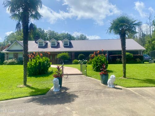 3152 Old Natchez Rd, Hazlehurst, MS, 39083-9231 | Card Image