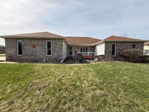 14133 Rebecca Ln, Clinton, IL, 61727-2541 | Card Image