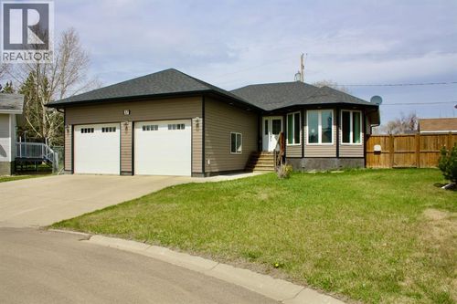 37 Ball Place, Neilburg, SK, S0M2C0 | Card Image