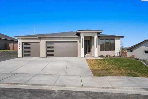 2946 S Belfair St, Kennewick, WA, 99338-5682 | Card Image