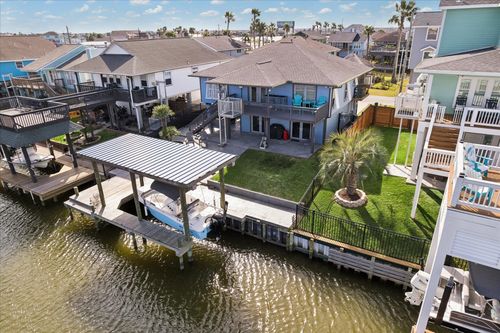 15 S Curlew St, La Marque, TX, 77568-6525 | Card Image