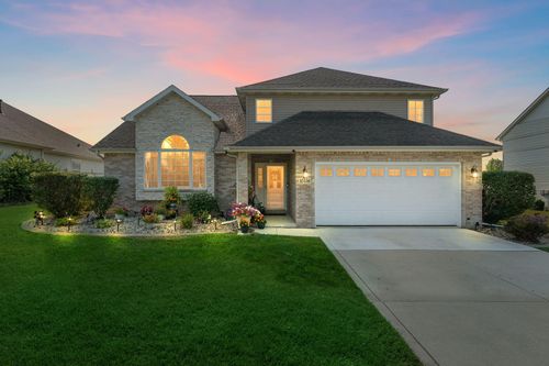 10456 Pinnacle St, Crown Point, IN, 46307-8266 | Card Image