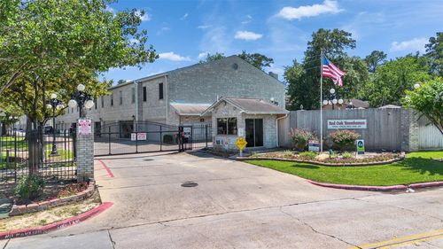 7645-17645 Red Oak Dr, Houston, TX, 77090-1249 | Card Image