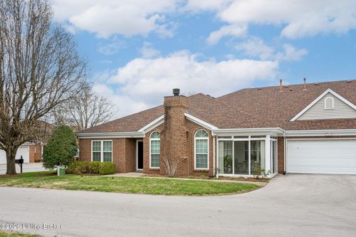 6224 River Pointe Dr, Louisville, KY, 40258-5452 | Card Image