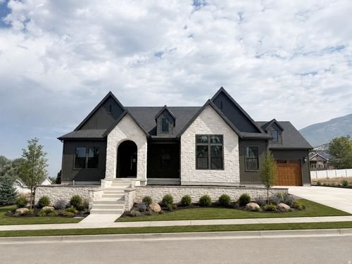 136 W Summerhill Ln, Centerville, UT, 84014-3451 | Card Image