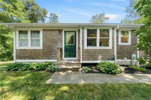 3798 S County Trl, Richmond, RI, 02892-1800 | Card Image
