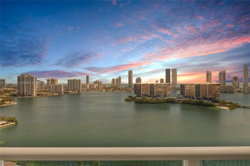 unit-2203-3301 Ne 183rd St, Aventura, FL, 33160-4495 | Card Image