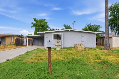 756 S Oliver Street, Tulare, CA, 93274 | Card Image