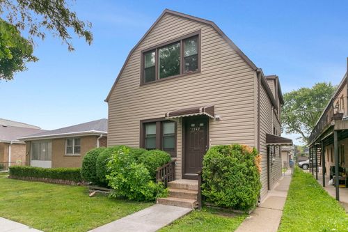 2-1342 Circle Ave, Forest Park, IL, 60130-2419 | Card Image